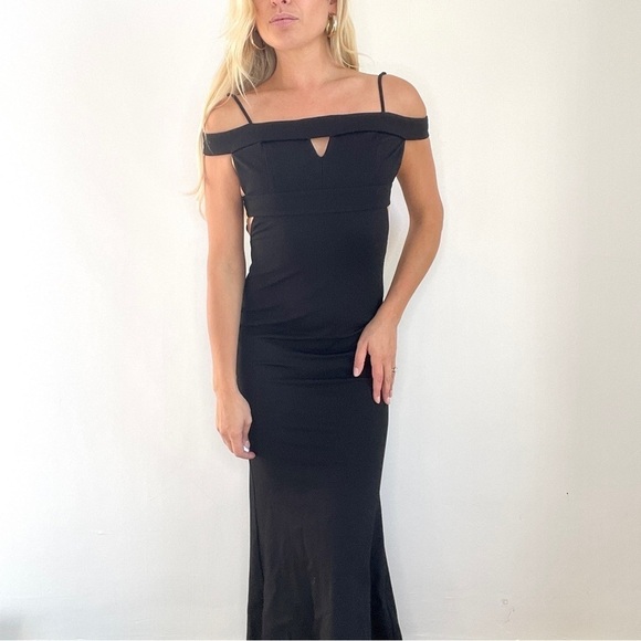 Lovers & Friends Black Cut Out Trumpet CeCe Gown - Picture 4 of 16